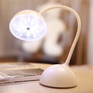 LED充电式耳机小台灯护眼学习充插两用书桌小学生宿舍USB电脑床头