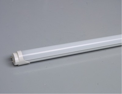 特价LED日光灯管T8节能灯超高亮0.6米1.2米办公室照明代替荧光灯