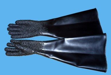 厂家专业生产喷砂手套，黑色加长加厚，高耐磨，手掌带颗粒