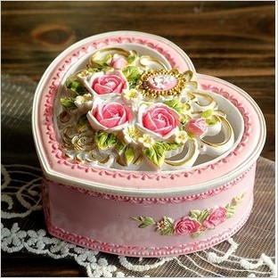 公主日记 欧式田园风格树脂玫瑰花首饰盒 镂空心形摆件 粉色款