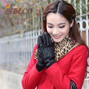 2013冬季女式全指长款保暖韩版可爱时尚双层加厚男女情侣手套包邮