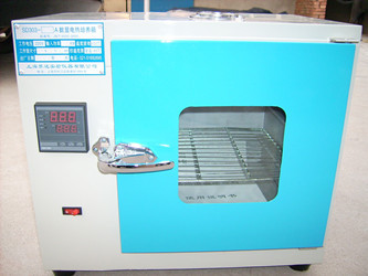 电热恒温培养箱 303－3A 只生产高品质仪器