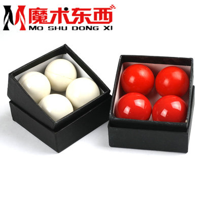 一球变四 近景 舞台 白色 红色 专业1变4 1球变4球 球类魔术玩具
