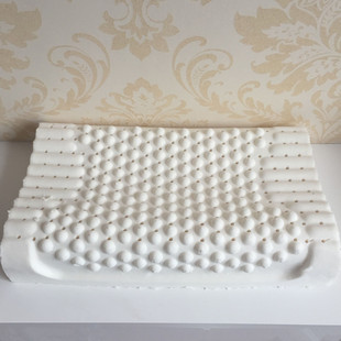 纯天然乳胶枕头 泰国进口天然橡胶抗菌防螨 颗粒型按摩保健颈椎枕