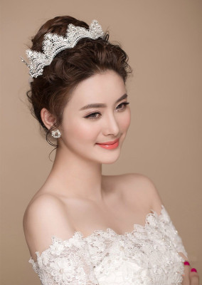 包邮新款上市纯手工蕾丝花朵头发饰 精美结婚头饰韩式新娘饰品
