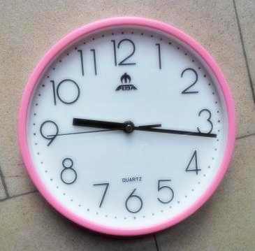 富达9英寸粉红色边挂钟卧室钟客厅办公静音时钟挂表简约石英钟表