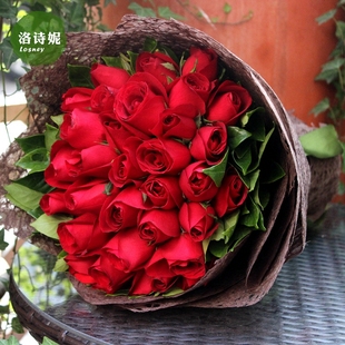 情人节上海鲜花同城速递33朵红玫瑰花束苏州无锡常州天津花店送花