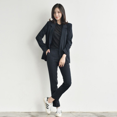 韩国秋季新款复古气质竖条纹西装+干练休闲西裤套装