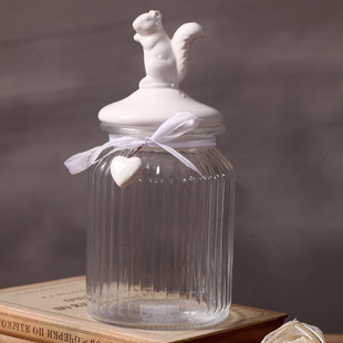 欧式陶瓷玻璃罐创意小松鼠造型陶瓷盖玻璃瓶密封罐有机玻璃茶叶罐