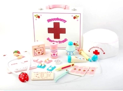 儿童积木玩具3-6岁草莓医药箱女孩医生木质仿真工具箱过家家玩具