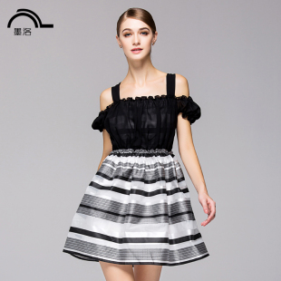 墨洛2016夏季新款时尚系带蕾丝边一字领条纹拼接连衣裙h5202802