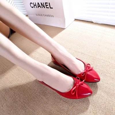 2015新款韩版蝴蝶结尖头平底单鞋女漆皮浅口低跟工作鞋红色伴娘鞋