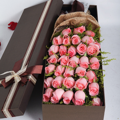 扬州同城鲜花速递圣诞节平安夜情人节七夕礼物33粉玫瑰花礼盒送花