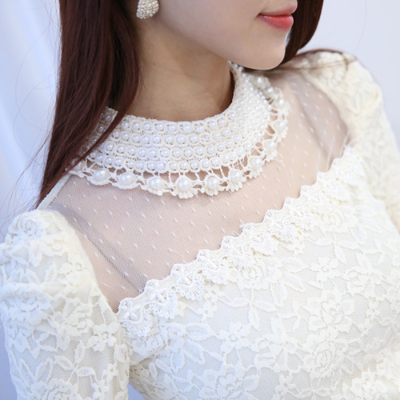 2016秋冬新款韩版白色上衣加厚加绒高领长袖镂空珍珠领蕾丝打底衫