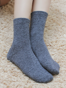 日本女加厚保暖袜加绒女式冬季袜子女纯棉纯色羊绒袜中筒袜短袜子