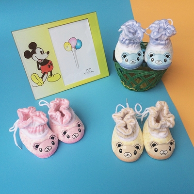 婴儿鞋秋冬加绒加厚0-3-6个月男女宝宝满月鞋幼儿防滑软底系带鞋