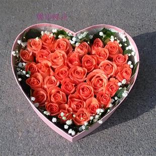 19朵99朵红白粉香槟玫瑰心形礼盒郑州鲜花实体店同城速递送花