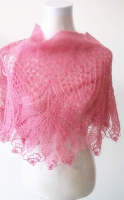 纯手工编织羊绒型小马海镂空蕾丝弯月型披肩围巾两用款 可定制