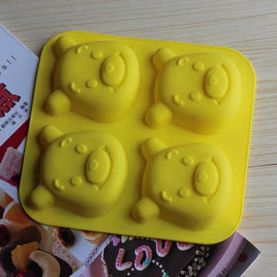 供应硅胶蛋糕模具 4连维尼小熊 DIY韩国硅胶手工皂模饼干布丁模具