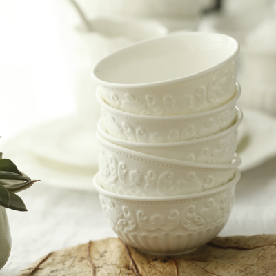买3包邮白色浮雕陶瓷碗 早餐碗 面碗汤碗浮雕陶瓷碗 米饭碗 小碗