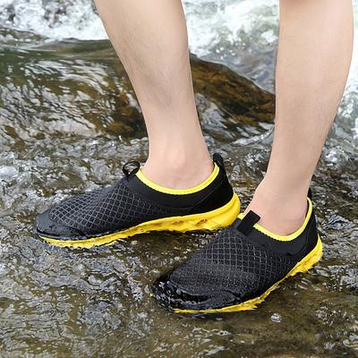 夏季男鞋透气跑步防水网鞋运动网鞋镂空纯色网面男士旅游休闲鞋子