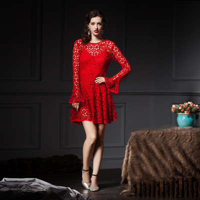 原创设计名媛风水溶绣花蕾丝背部镂空两件套红色连衣裙 红 米白