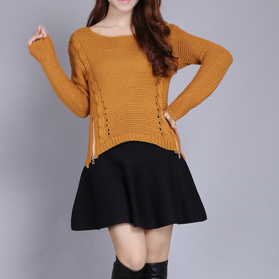 韩版镂空保暖毛衣女秋冬搭配短裙子的上衣套头高腰短款打底针织衫