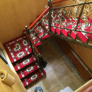 欧式楼梯垫 木楼梯踏步垫免胶自粘防滑自吸楼梯脚垫地毯地垫包邮