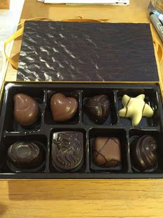 美代GODIVA/歌帝梵巧克力礼盒精装8颗比利时手工