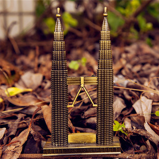 美国纽约双子星塔建筑模型桌面摆件金属创意工艺品生日礼物包邮