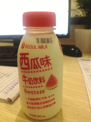 10.14发 韩国原装进口寿尔西瓜味牛奶饮料260ML
